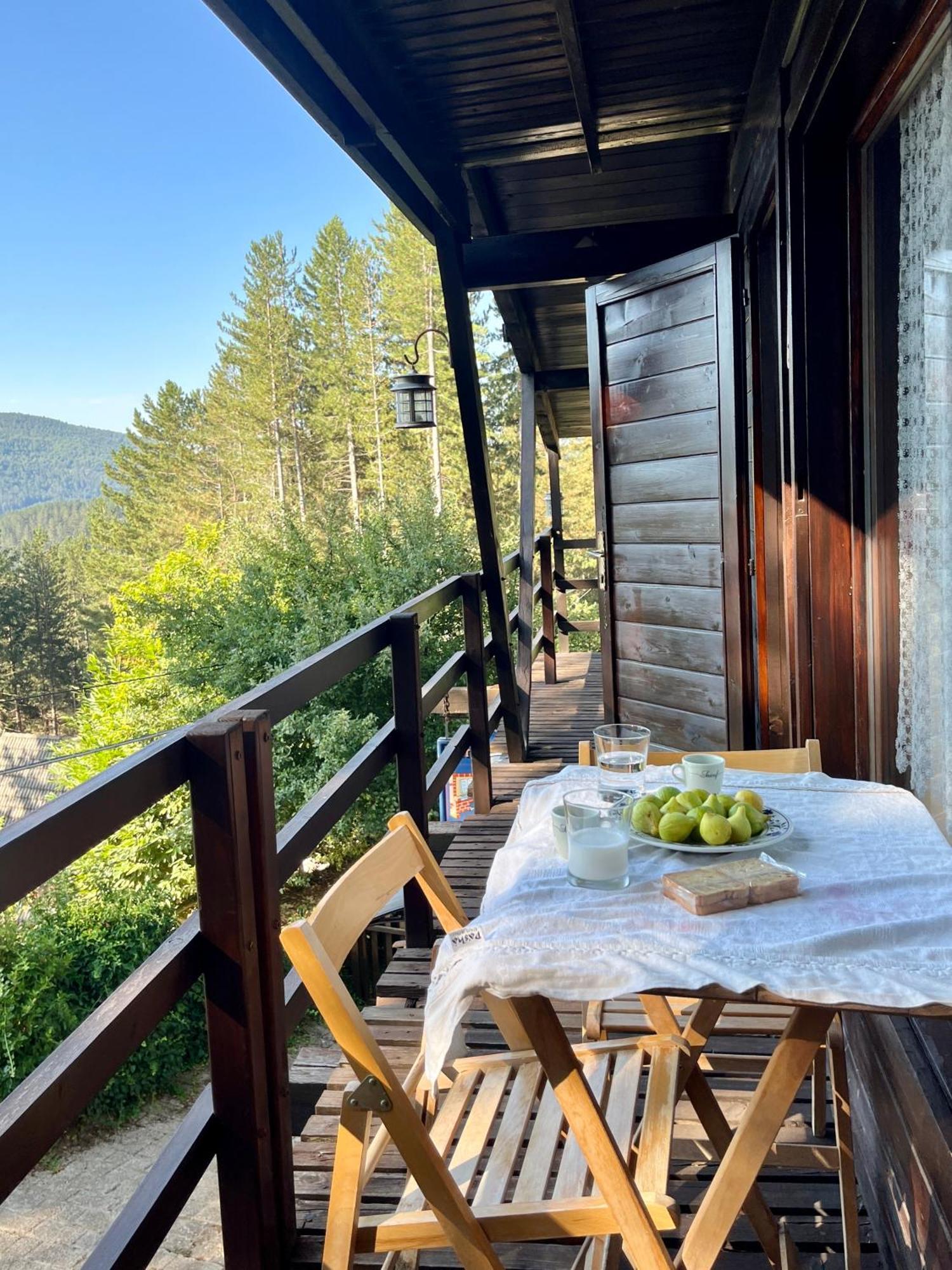 Chalet Natura La Taverna Dei 3 Porcellini Cavaliere  Екстериор снимка